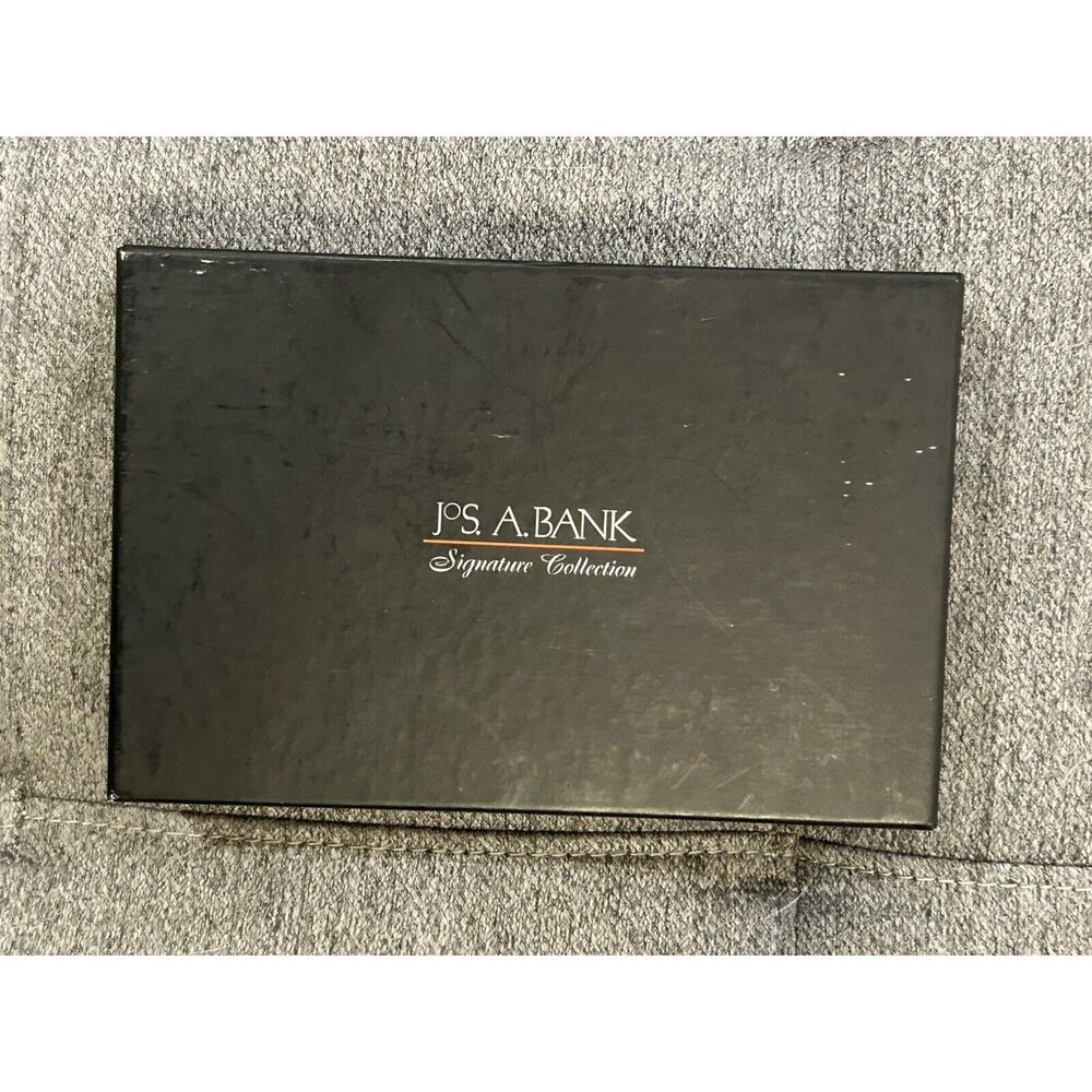 Jos A. Bank Men's Black Leather Wallet NIB - Picture 2 of 4